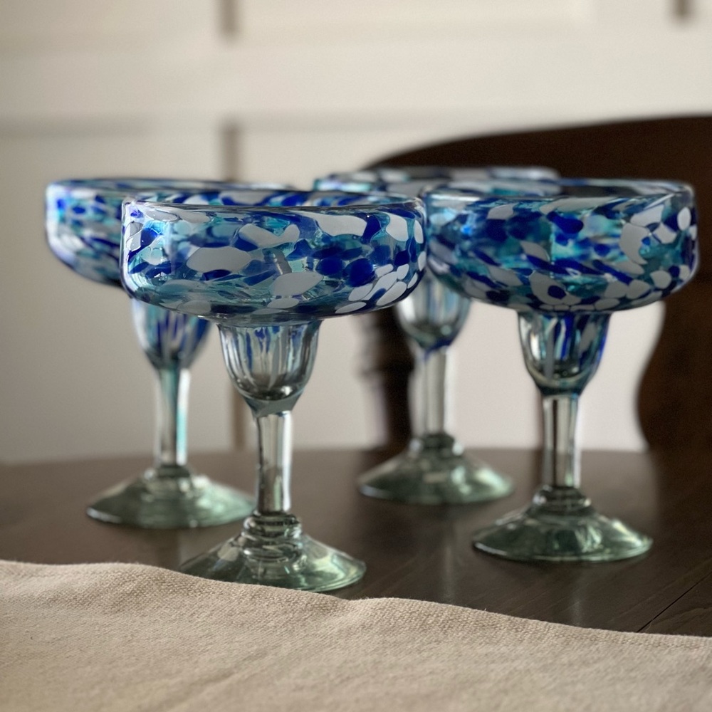 Set of 4 Margarita Glasses - Blue and White